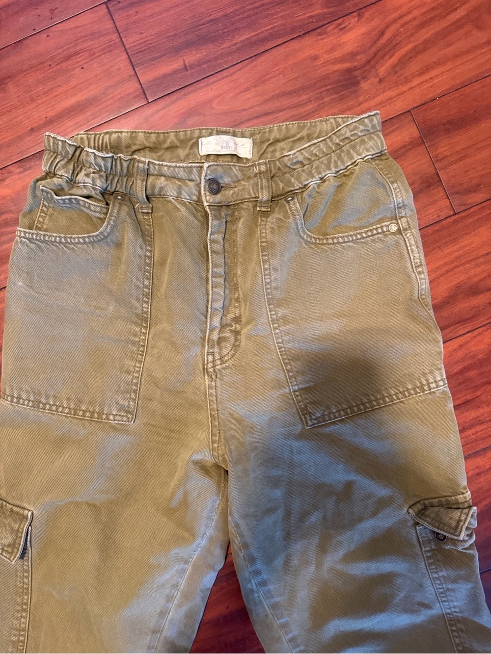We The Free Olive Green Cargo Pants - Picture 3 of 9